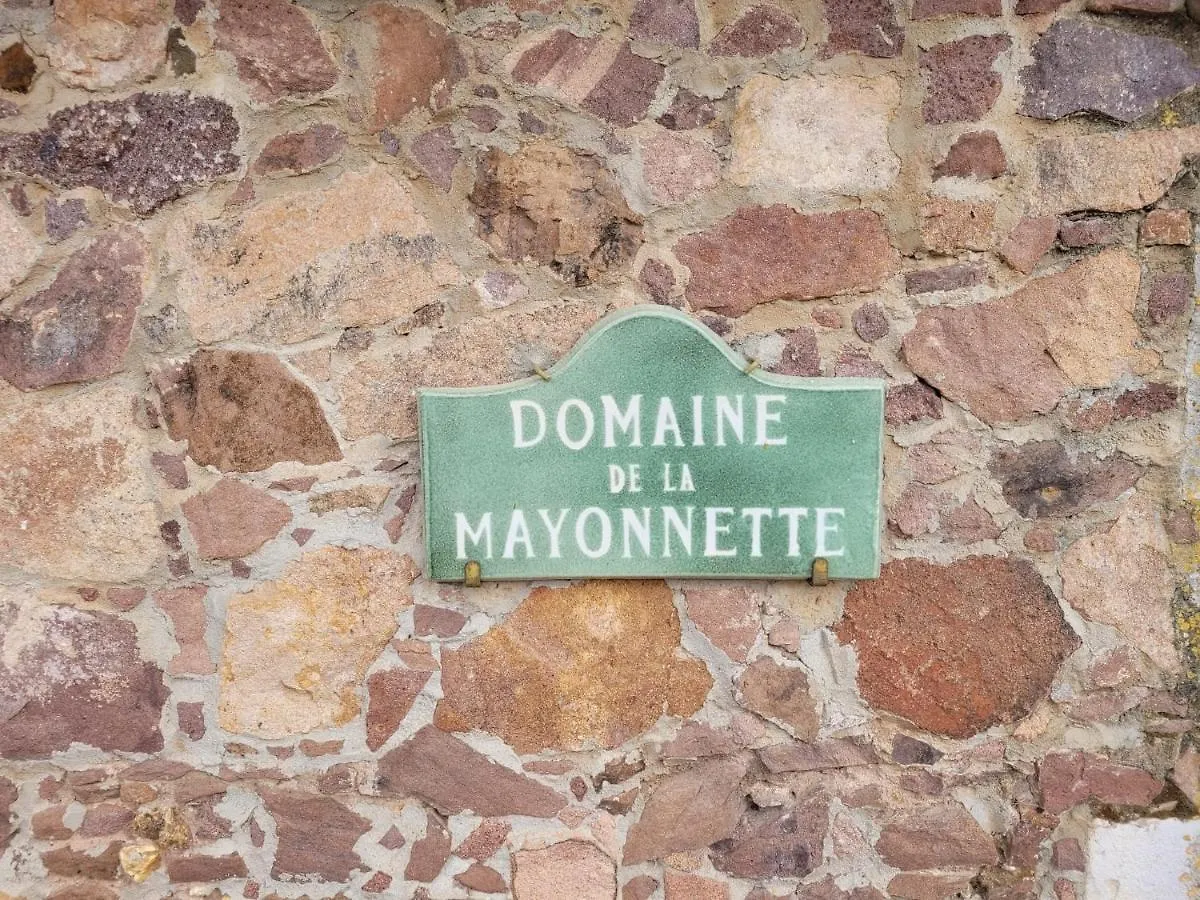 Domaine De La Mayonnette La Crau
